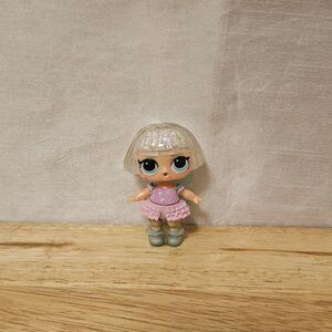 2019 LOL Surprise Glitter Globe Winter Disco  On Pointe